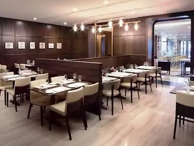 Hilton Brooklyn New York - Newly Renovated Hotel